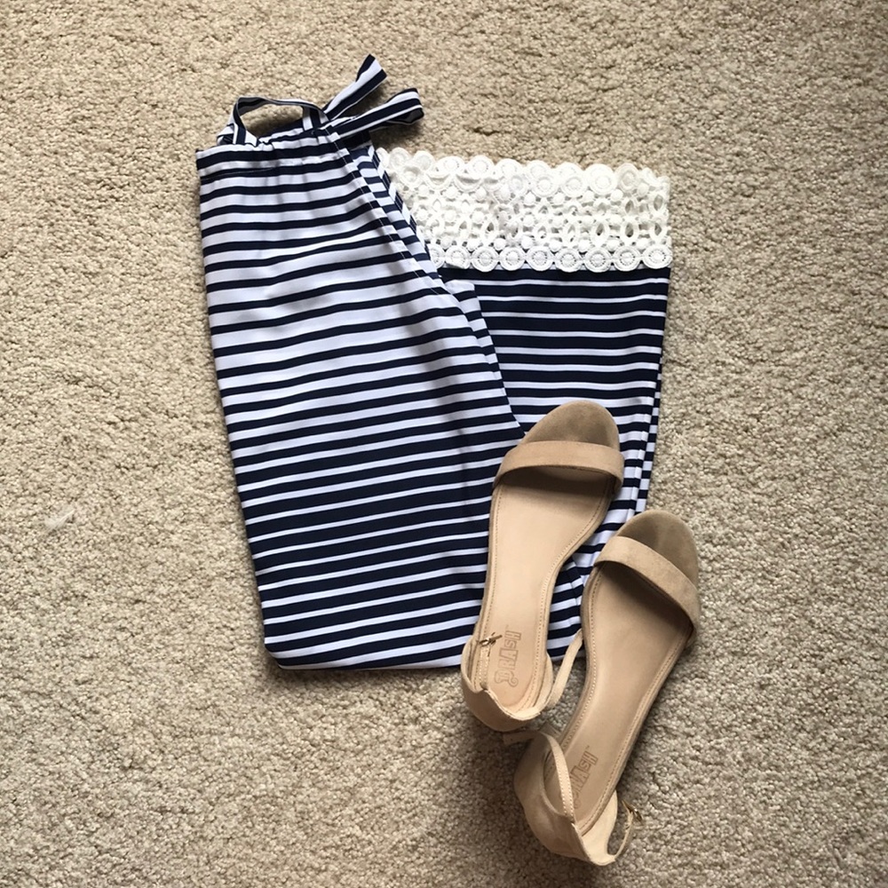 Crown & Ivy Small Blue and White Dress